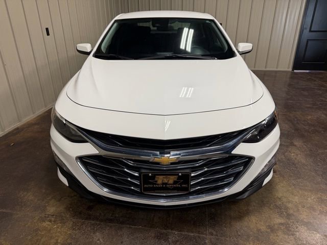 Used 2023 Chevrolet Malibu LT FWD image 2
