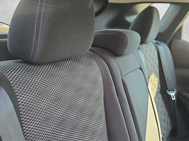 Used 2019 Nissan Rogue Sport SV w/ Technology Package image 19