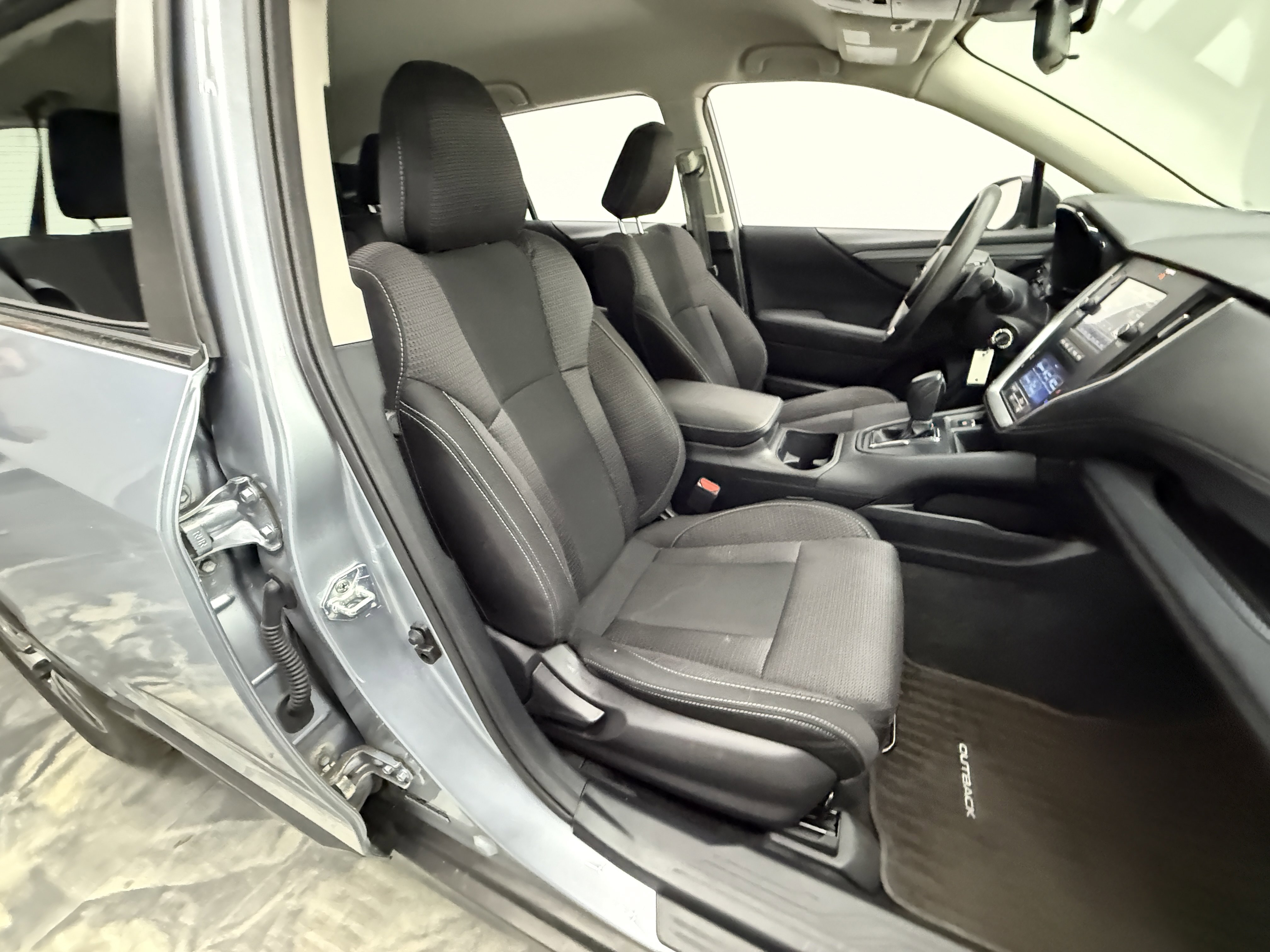 Used 2023 Subaru Outback Touring image 18