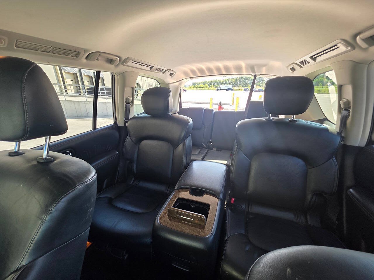 Used 2016 INFINITI QX80 4WD w/ All Season Package image 13