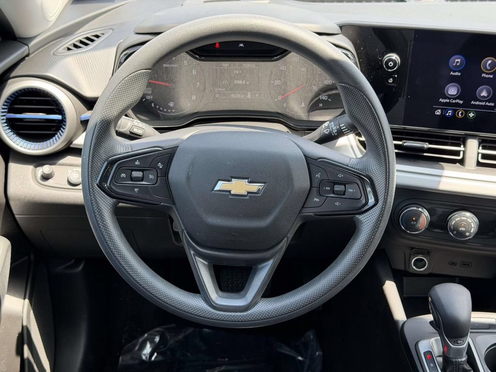 Used 2024 Chevrolet Trax LS FWD image 19