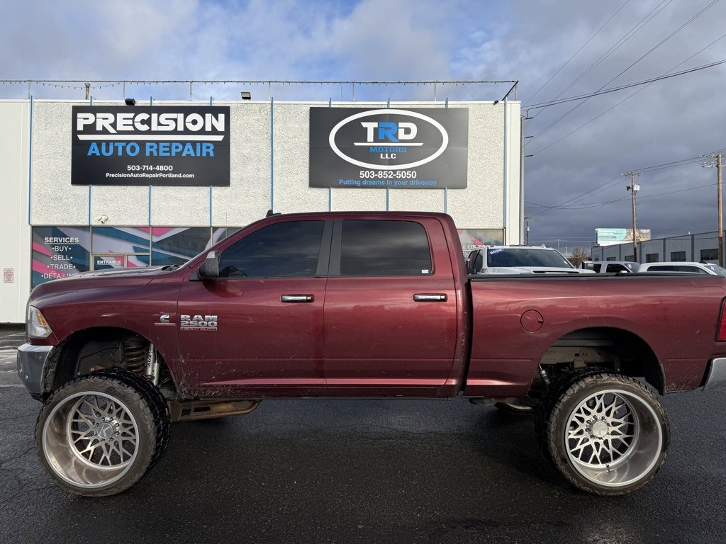 Used 2017 RAM 2500 SLT w/ Luxury Group image 4