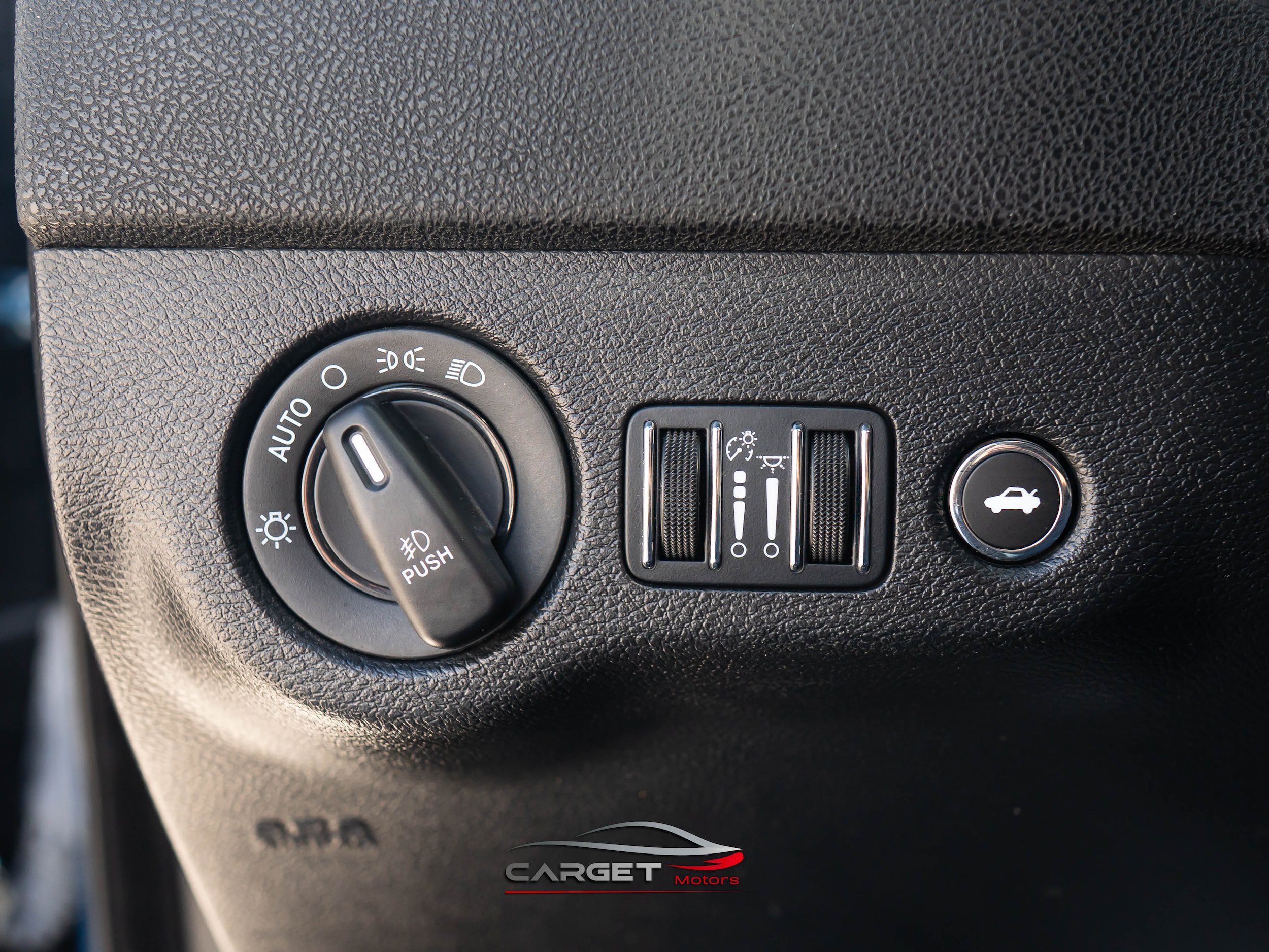 Used 2023 Dodge Charger Scat Pack w/ Navigation & Travel Group RWD image 34
