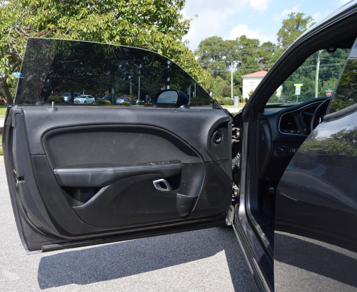 Used 2019 Dodge Challenger SXT RWD image 12