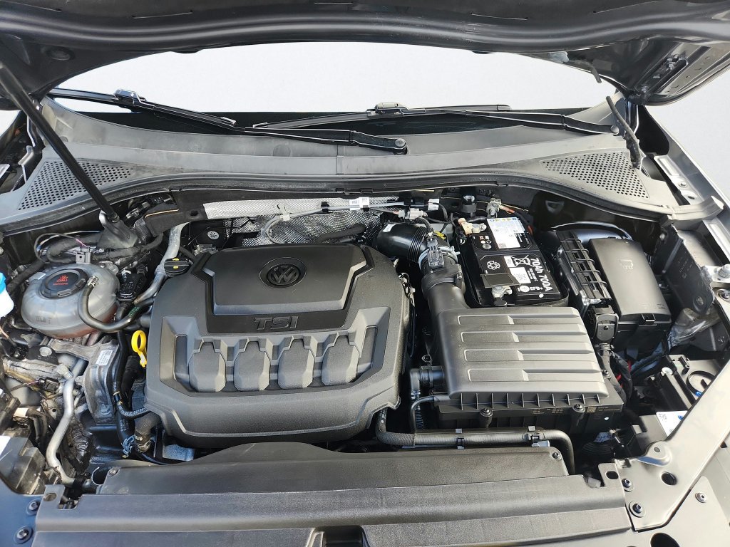 Certified 2024 Volkswagen Tiguan SE AWD/4WD image 31