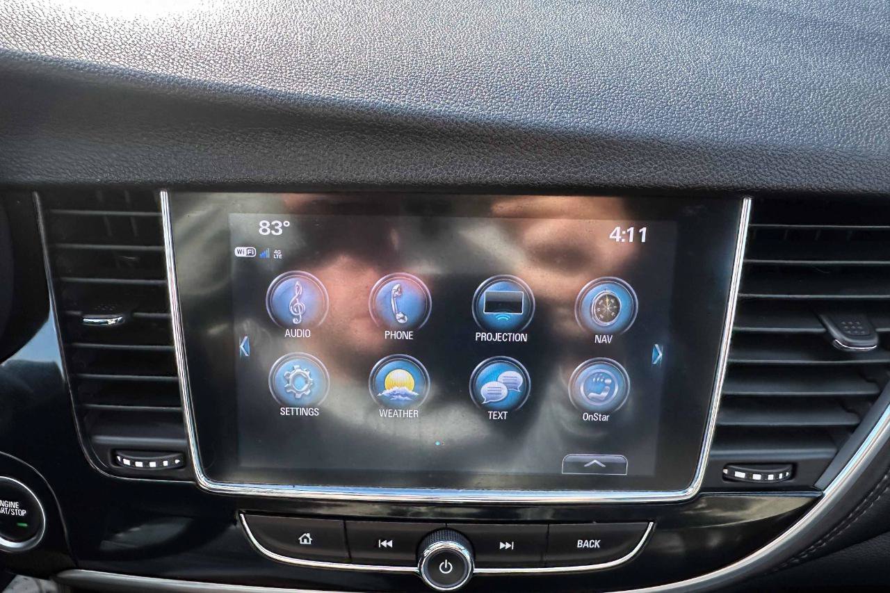 Used 2019 Buick Encore Essence w/ Experience Buick Package AWD/4WD image 17