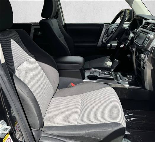Certified 2018 Toyota 4Runner SR5 AWD/4WD image 19