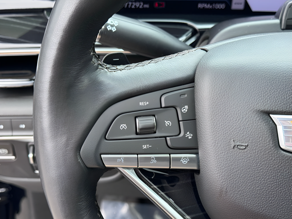 Used 2023 Cadillac Escalade Sport AWD/4WD image 16