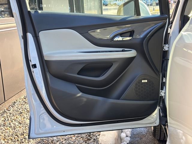 Used 2017 Buick Encore Premium w/ Experience Buick Package image 18