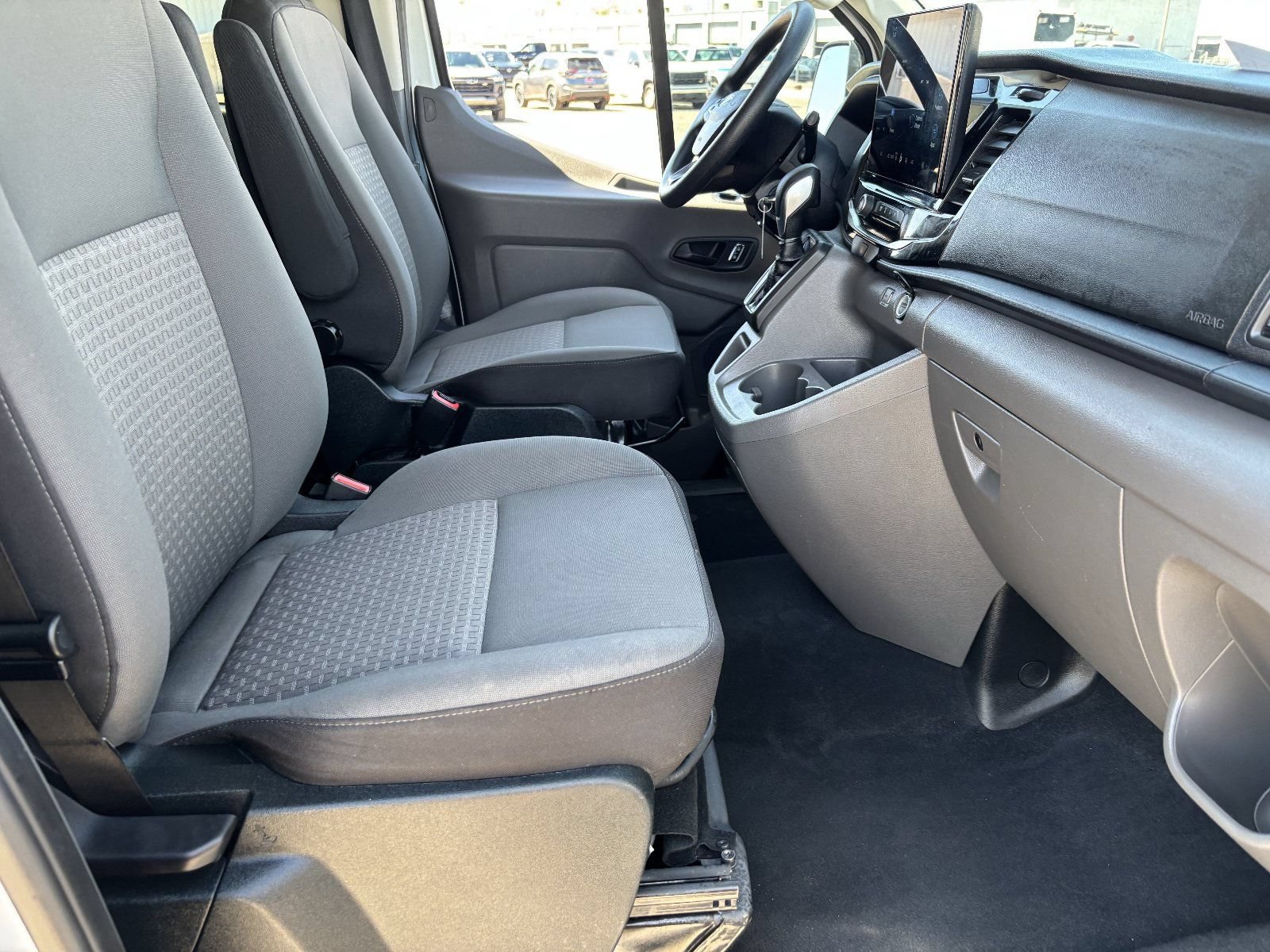 Used 2023 Ford Transit 350 XLT RWD image 12