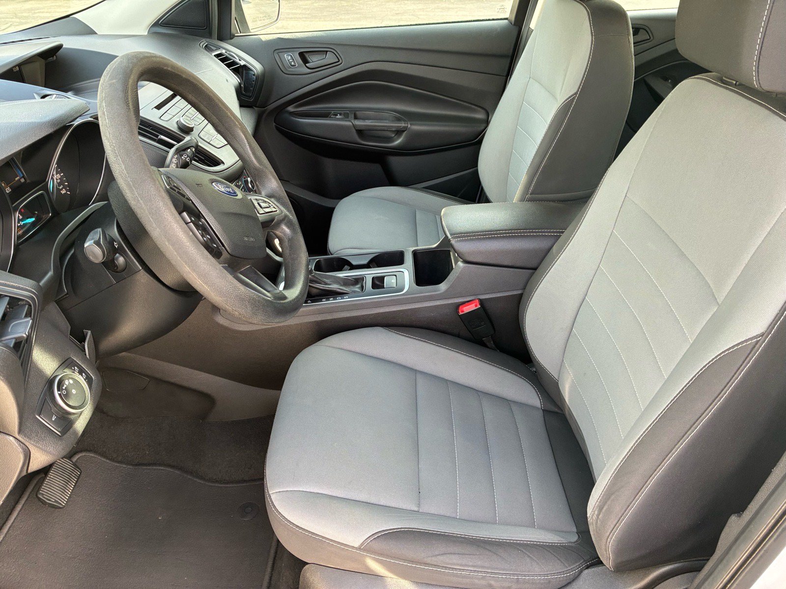 Used 2017 Ford Escape S FWD image 7