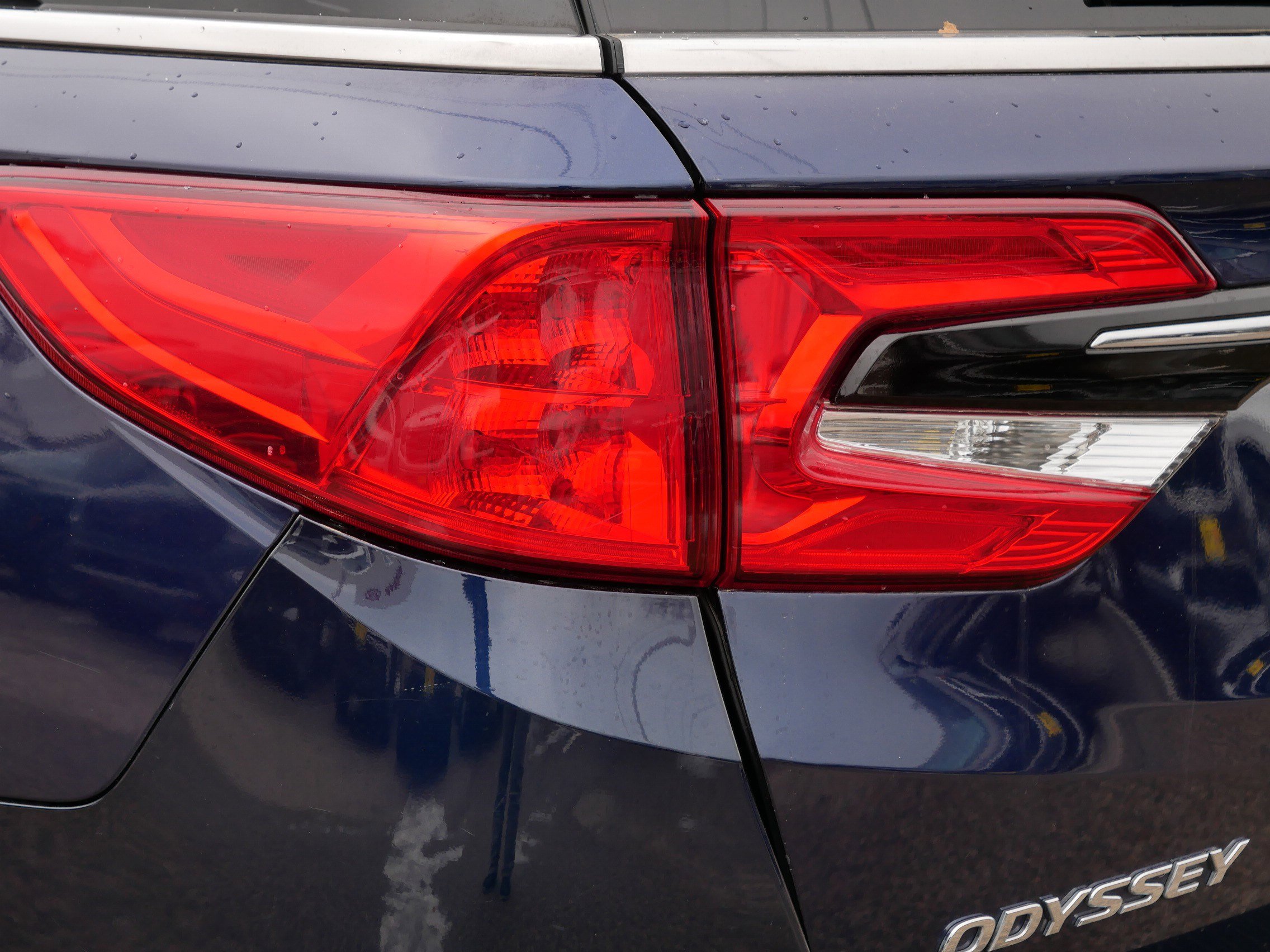 Used 2023 Honda Odyssey EX-L image 17