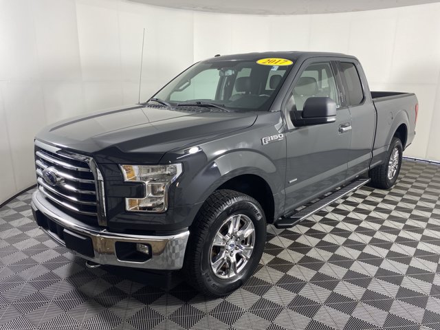 Used 2017 Ford F150 XLT w/ Equipment Group 302A Luxury AWD/4WD image 10