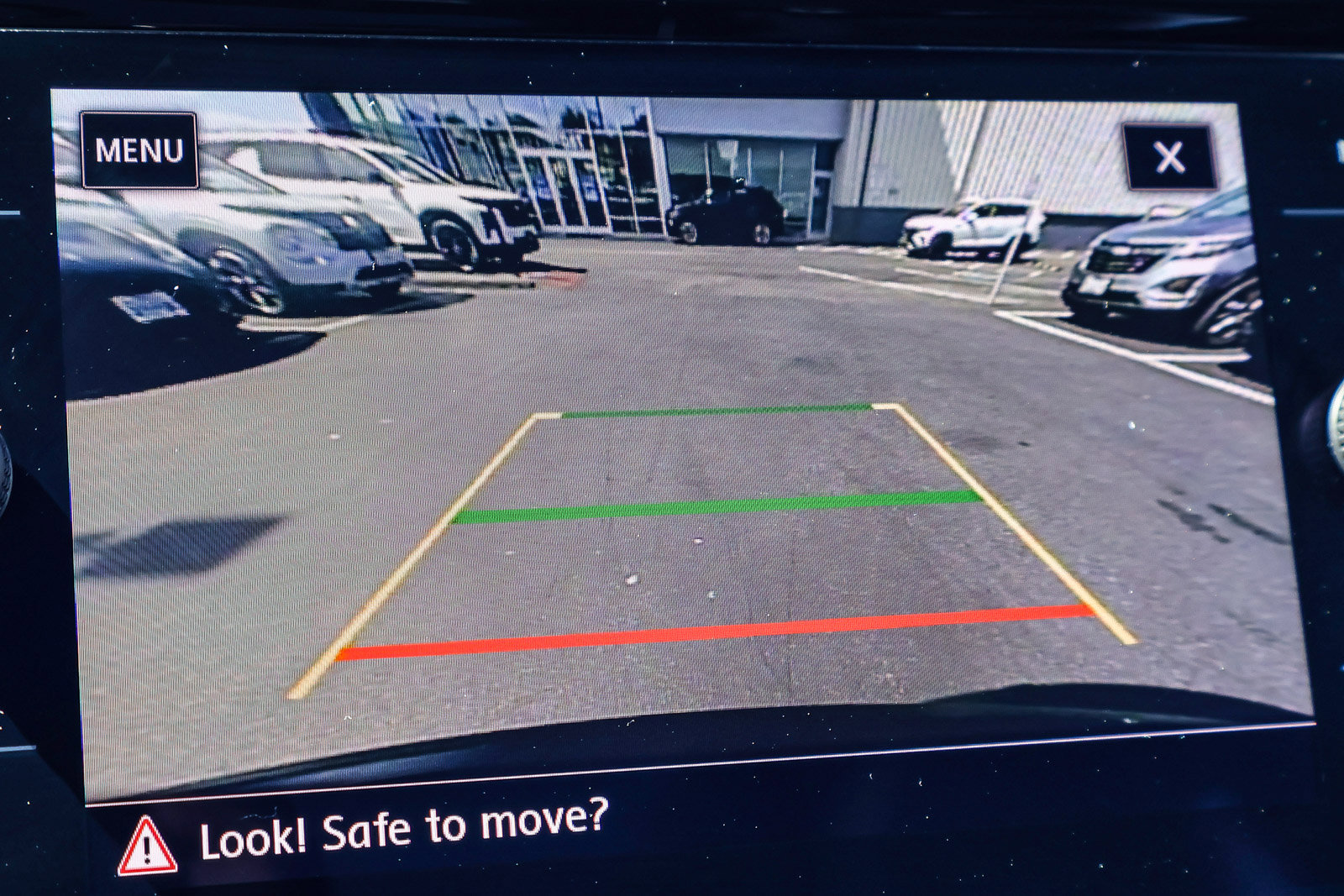 Used 2020 Volkswagen Atlas Cross Sport SEL Premium image 5