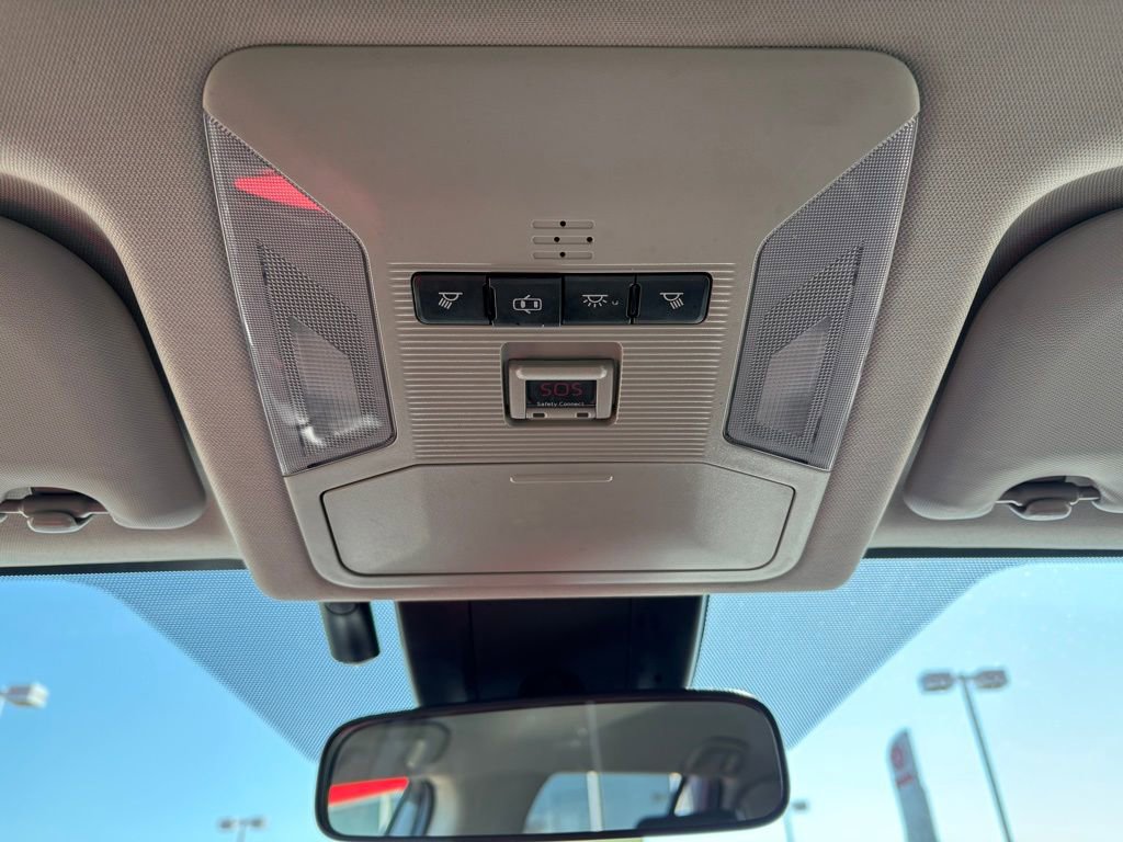 Used 2019 Toyota RAV4 LE w/ Carpet Mat Package image 24