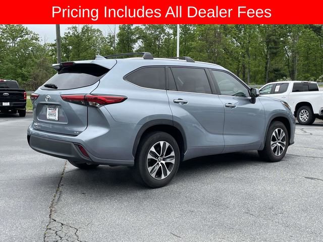 Used 2021 Toyota Highlander XLE FWD image 5