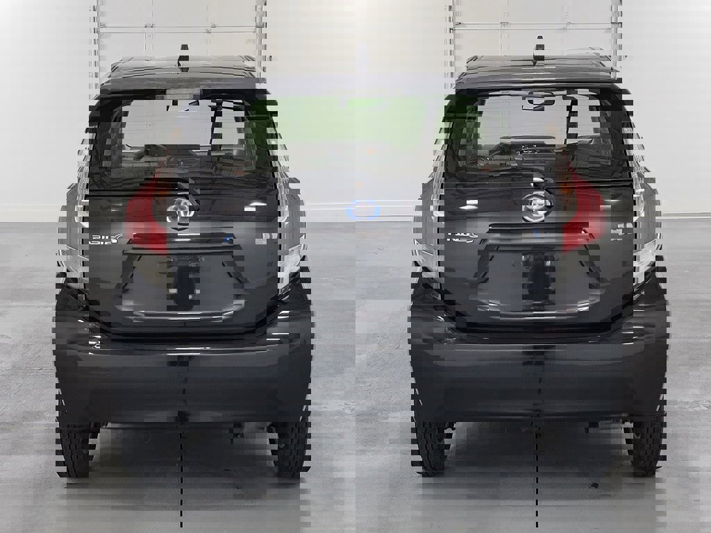 Used 2016 Toyota Prius C Persona Series image 8