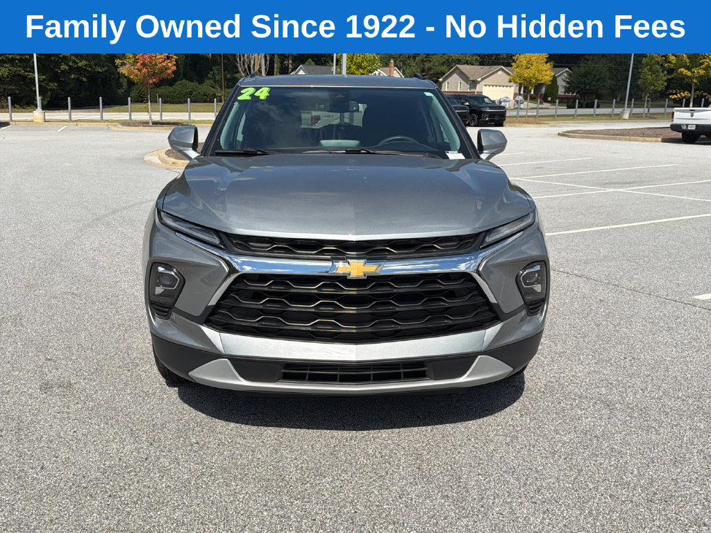 Used 2024 Chevrolet Blazer LT w/ Convenience Package FWD image 2