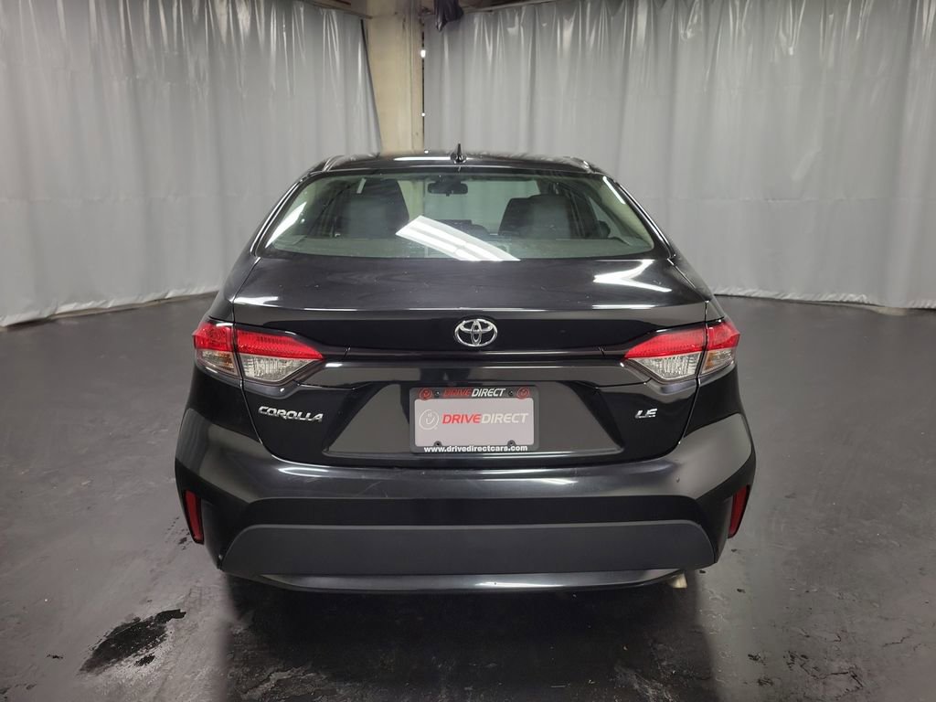 Used 2022 Toyota Corolla LE image 7