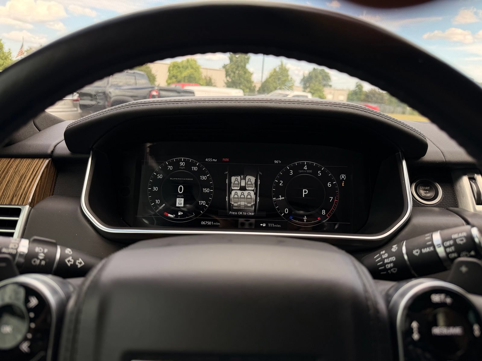Used 2018 Land Rover Range Rover Supercharged AWD/4WD image 39