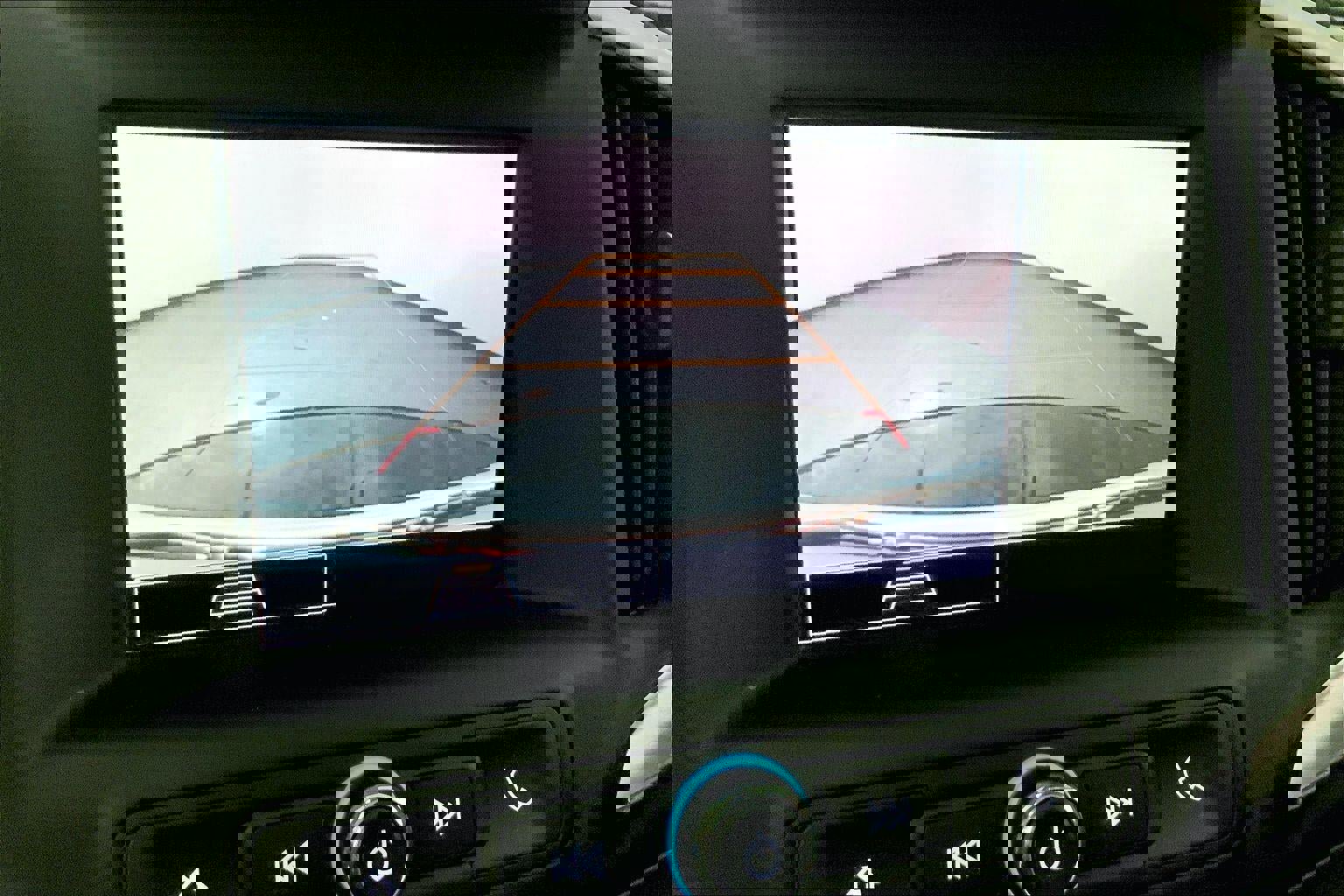 Used 2024 GMC Terrain SLE image 20