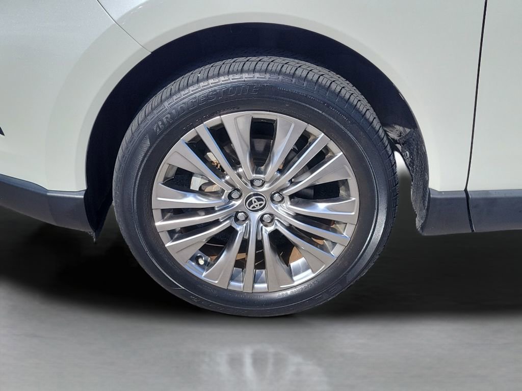 Used 2021 Toyota Venza Limited w/ Activity Package (TMS) image 18