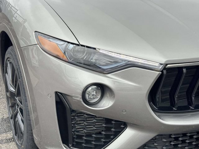 Used 2022 Maserati Levante GT AWD/4WD image 5