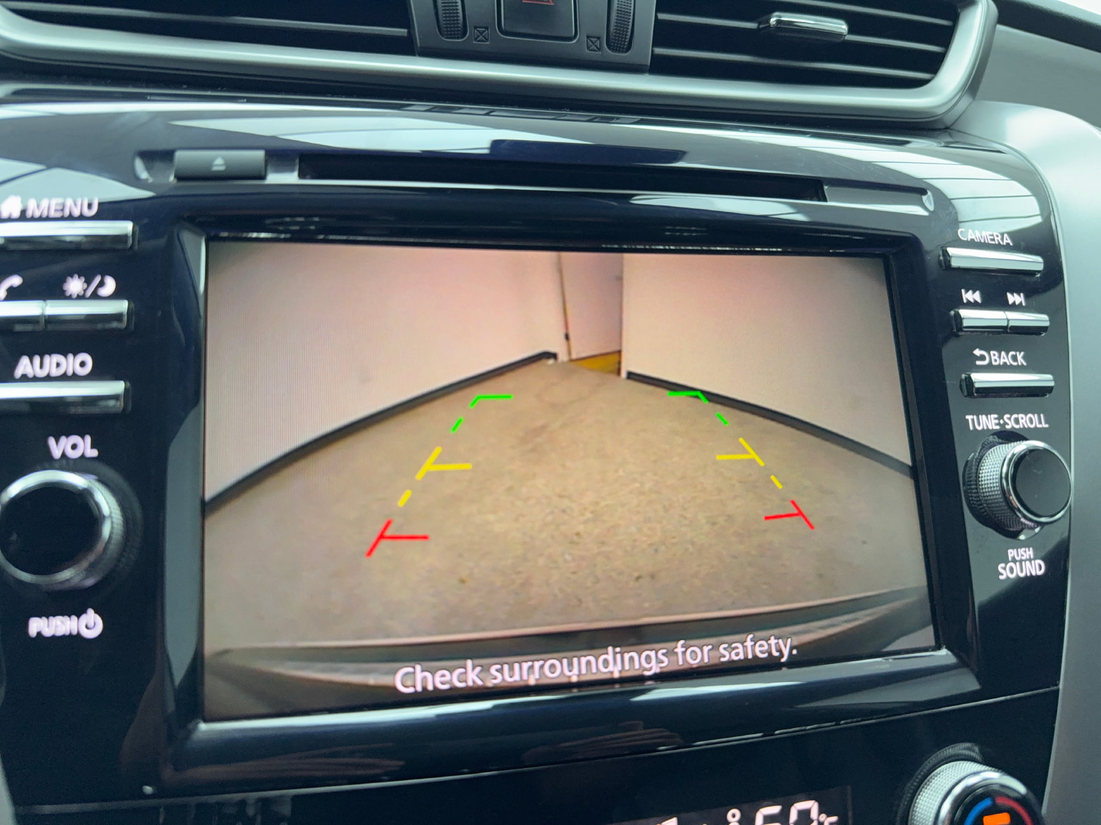Used 2022 Nissan Murano SV FWD image 17