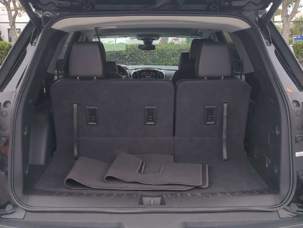 Used 2020 Chevrolet Traverse RS image 14