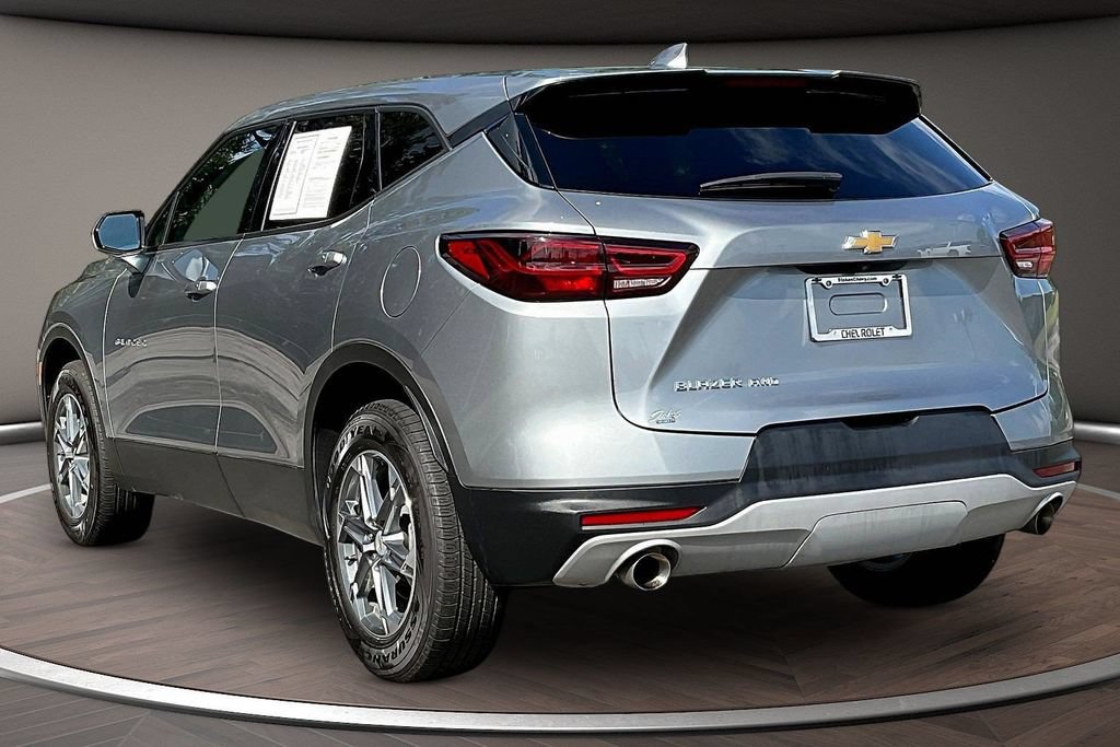 Used 2025 Chevrolet Blazer LT AWD/4WD image 4