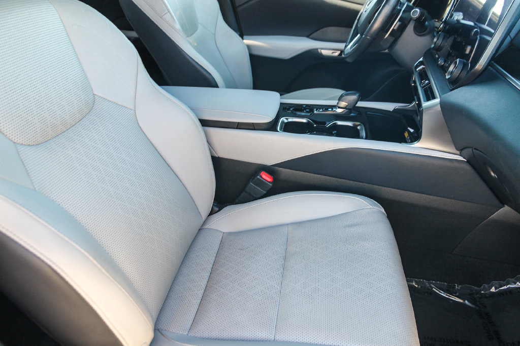 Used 2024 Lexus RX 350 Premium Plus w/ Cold Area Package FWD image 18