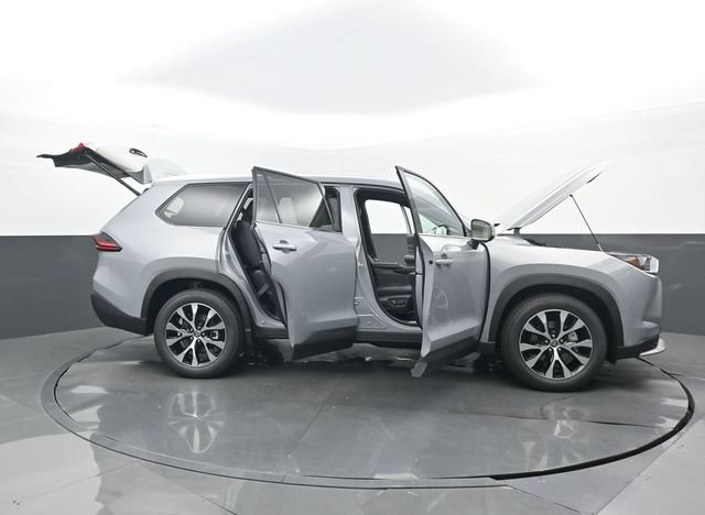 New 2026 Toyota Grand Highlander AWD Hybrid image 32