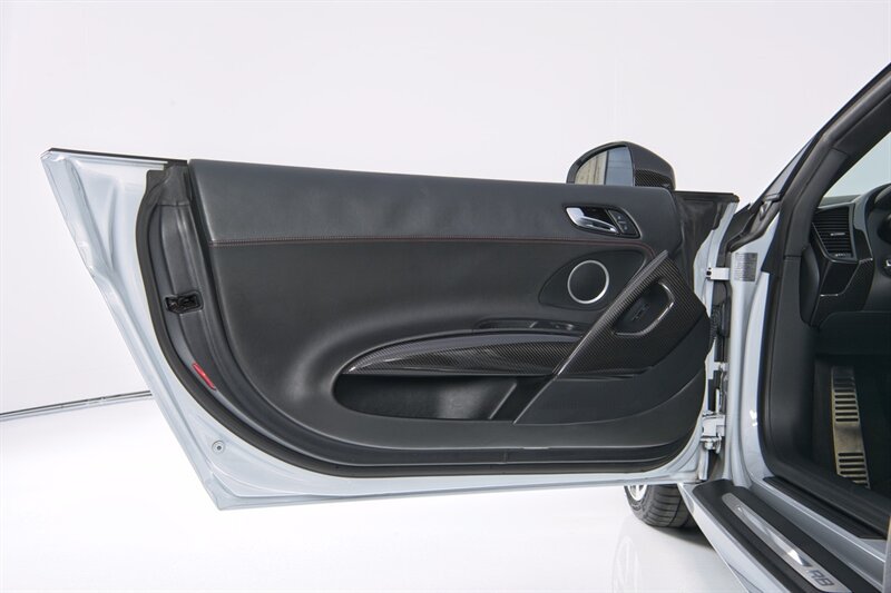 Used 2012 Audi R8 V10 AWD/4WD image 14