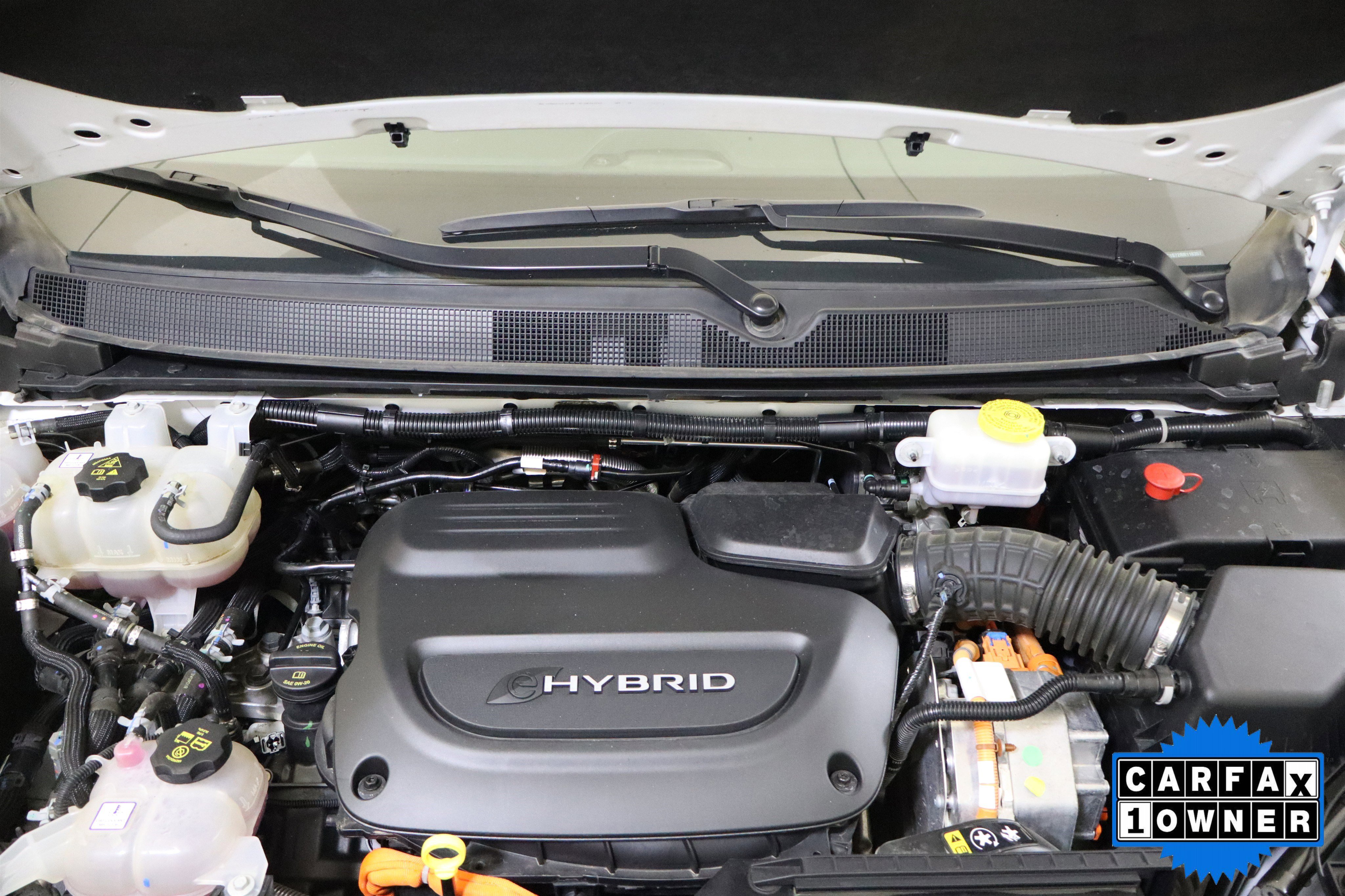 Used 2024 Chrysler Pacifica Select image 13