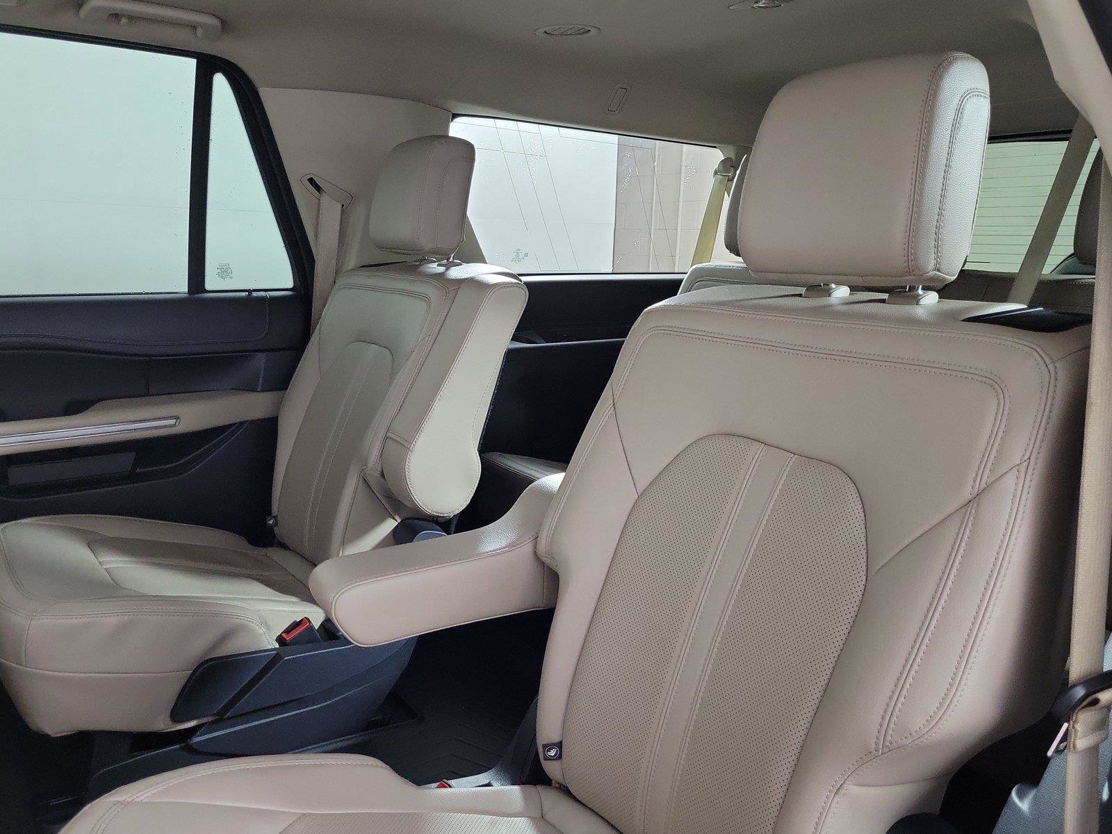 Used 2024 Ford Expedition Max Limited RWD image 13
