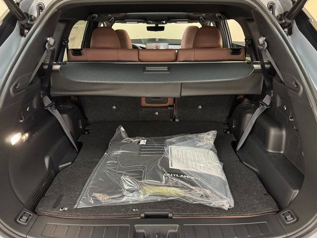 New 2026 Mitsubishi Outlander SEL image 27