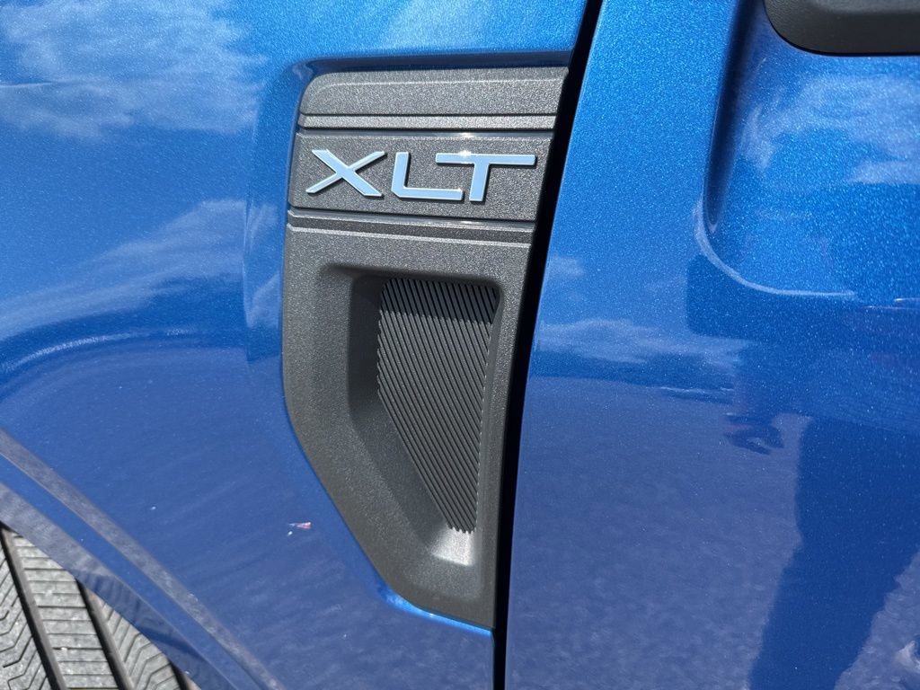 Used 2024 Ford Maverick XLT w/ XLT Luxury Package AWD/4WD image 5