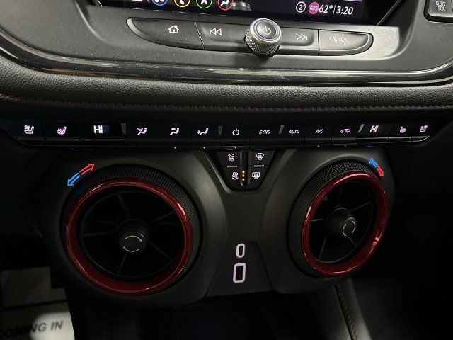 Certified 2020 Chevrolet Blazer RS AWD/4WD image 19