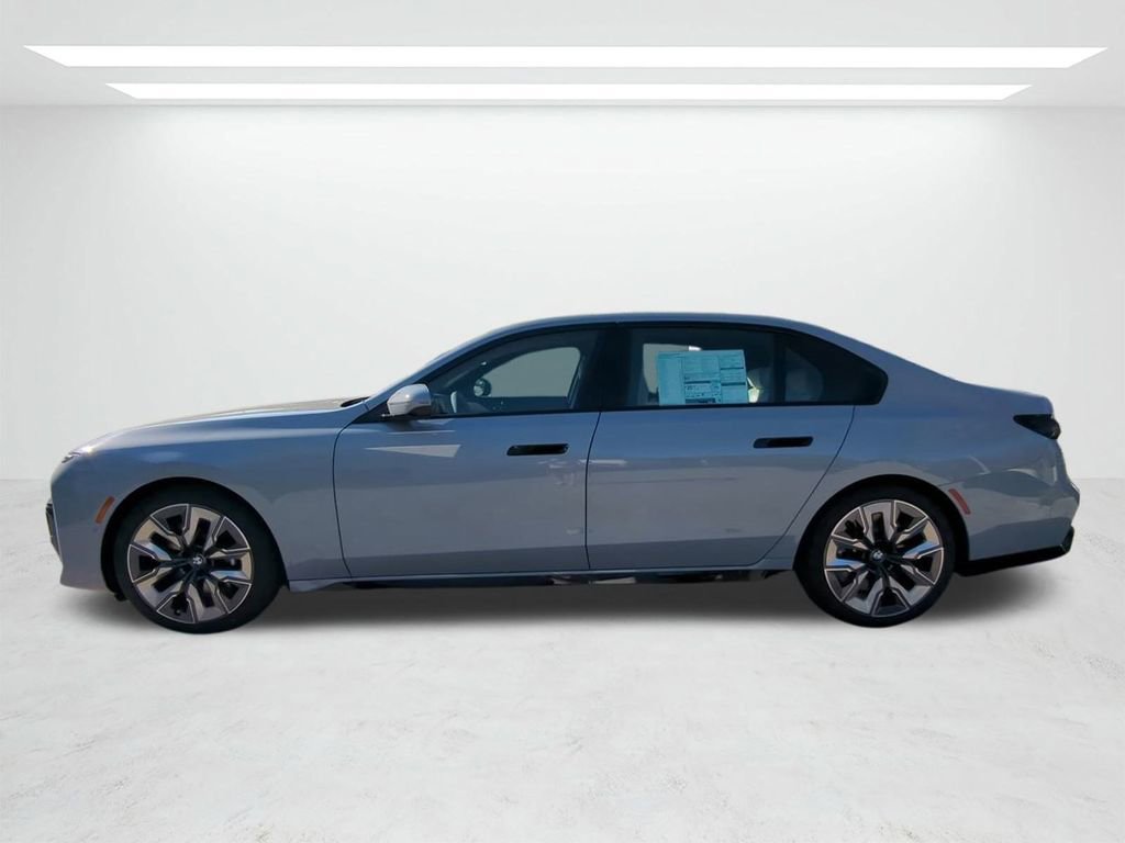 New 2026 BMW 760i xDrive w/ Premium Package image 7