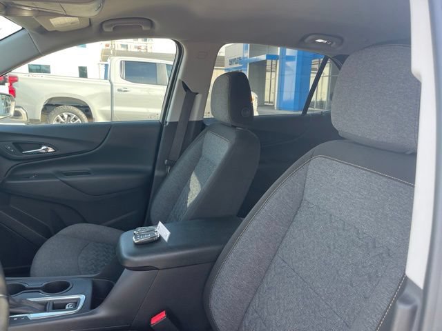 Used 2024 Chevrolet Equinox LT w/ LPO, Floor Liner Package FWD image 15