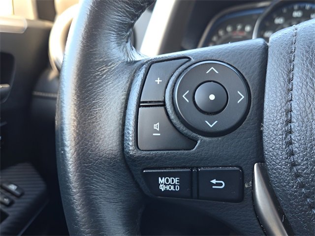 Used 2015 Toyota RAV4 Limited image 24