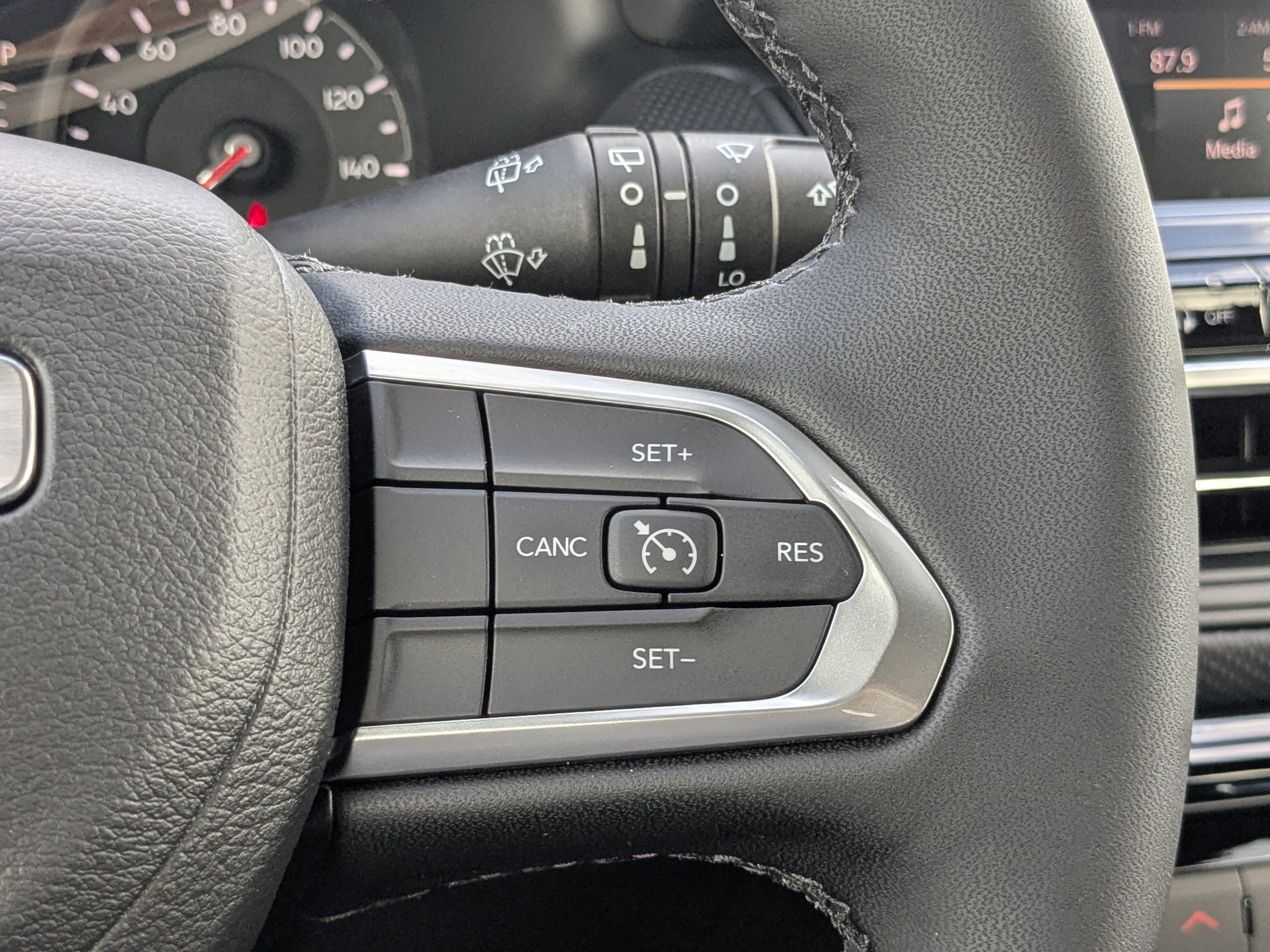 New 2026 Jeep Compass Latitude image 23