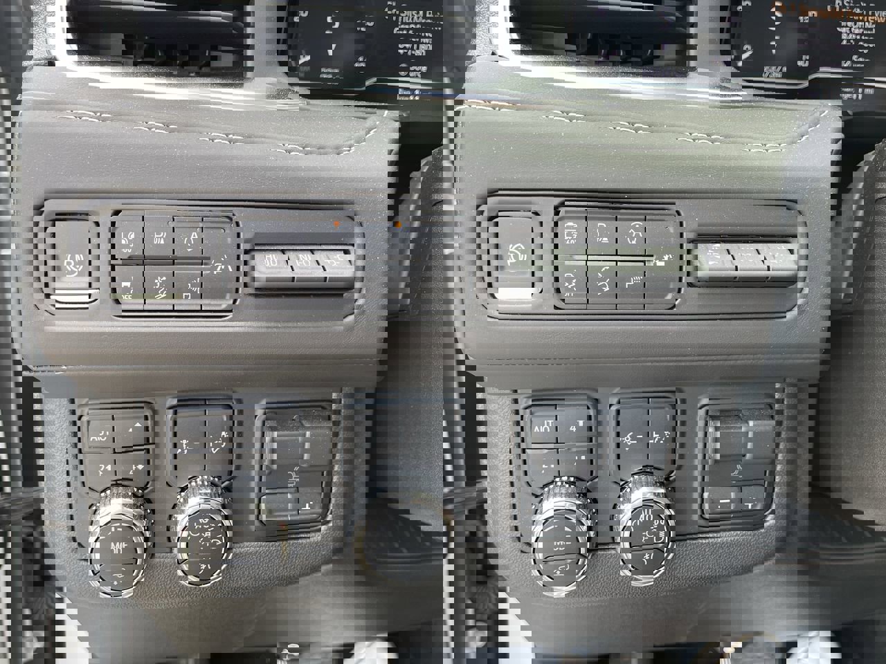 Certified 2024 GMC Yukon Denali Ultimate image 18