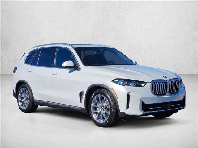 New 2026 BMW X5 xDrive50e image 7