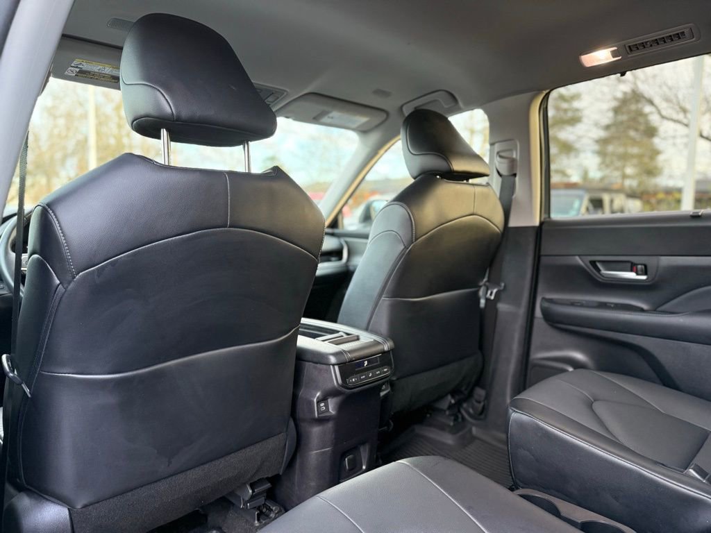 Used 2024 Toyota Grand Highlander XLE image 17