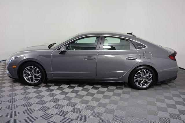 Used 2023 Hyundai Sonata SEL FWD image 5