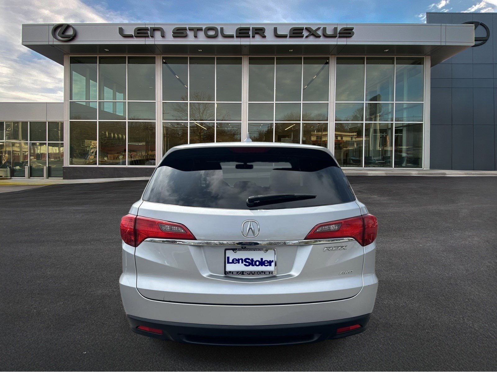 Used 2015 Acura RDX AWD w/ Technology Package image 4