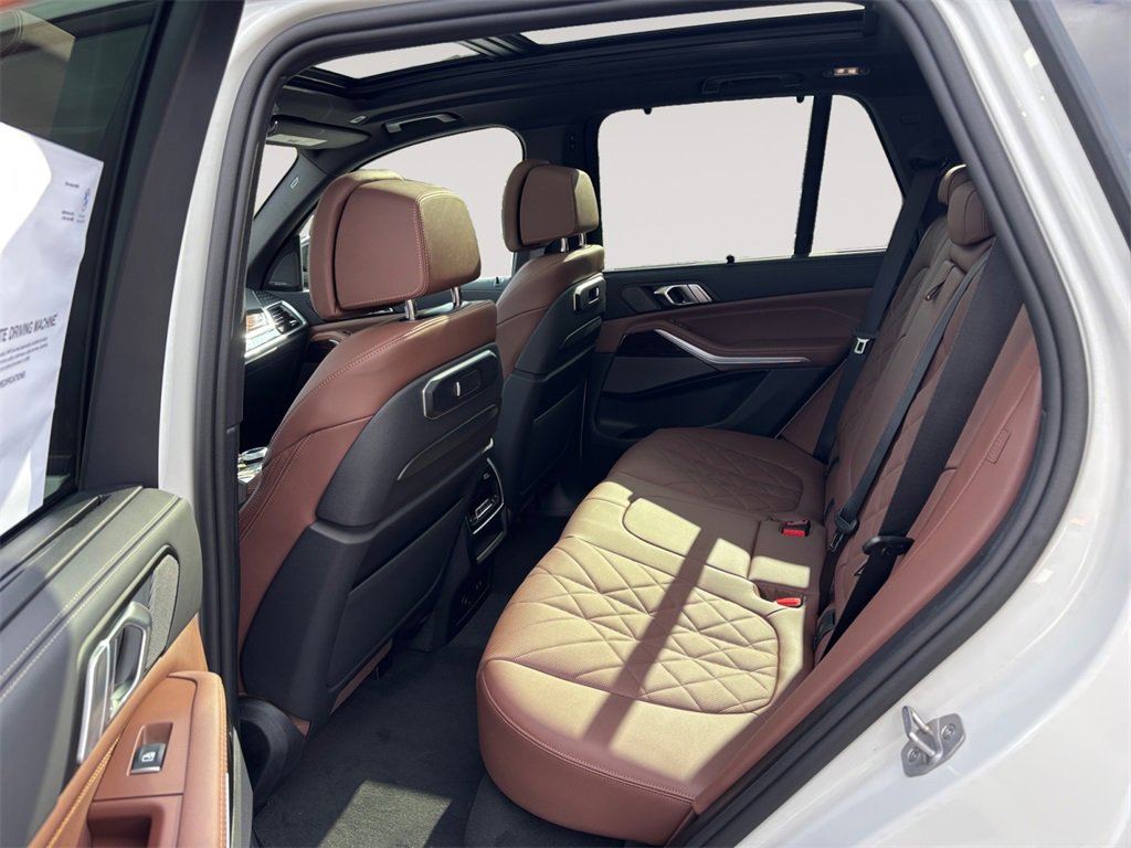 New 2026 BMW X5 xDrive50e image 13