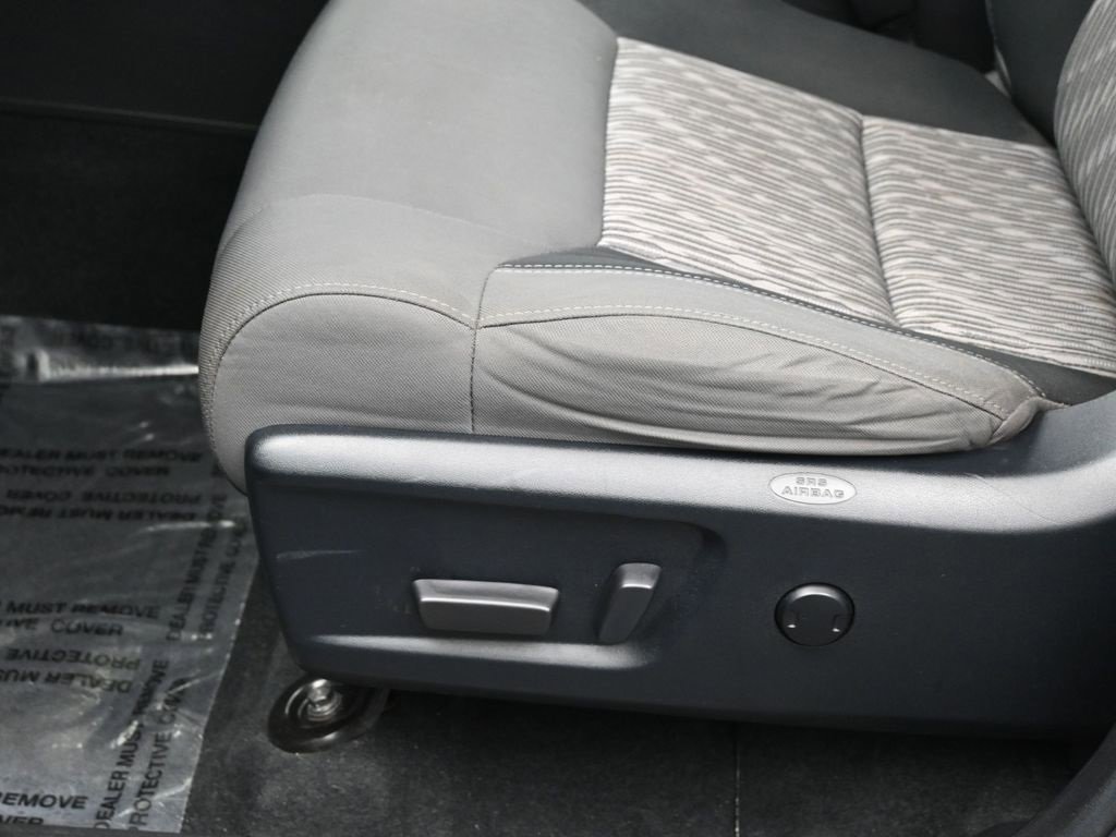 Used 2021 Toyota Tundra SR5 w/ TRD Off-Road Package image 16