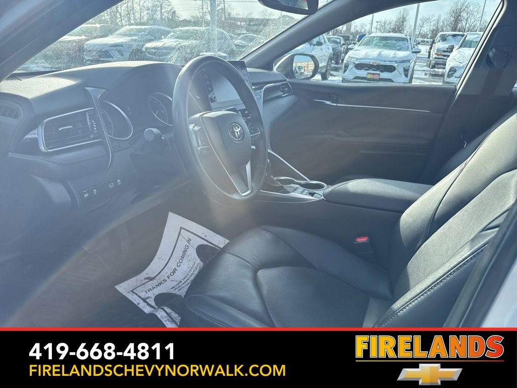 Used 2023 Toyota Camry XLE image 9